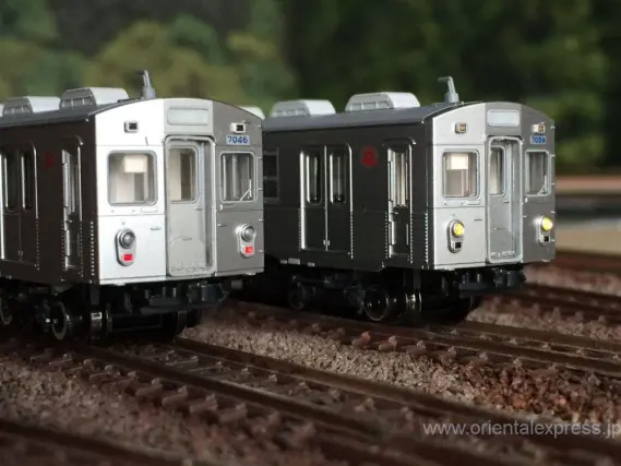 KATO 東急7000系をトレジャータウンのパーツを使って弄る。10-1305