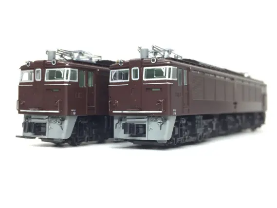 EF63が入線しました。 KATO 10-1430 EF63 2次形・3次形JR仕様（茶