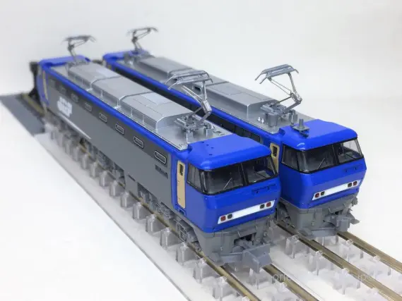 EF200 新塗装が入線です。KATO 3036-1 | NGaugeJP - 横濱模型 | 鉄道
