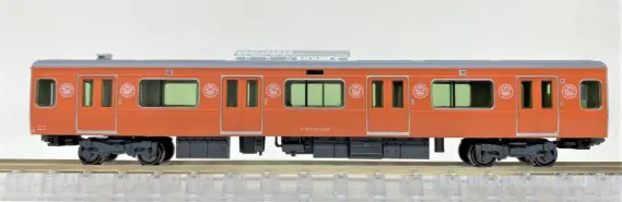 E233系 中央線開業130周年記念ラッピング編成 T24編成が入線いたしまし