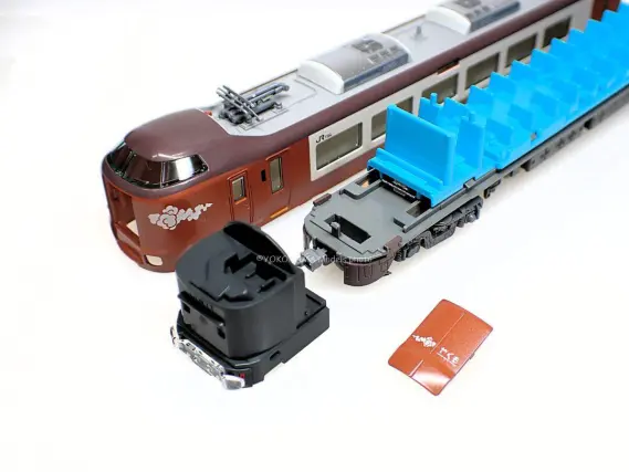 273系「やくも」Y7編成・Y8編成が入線しました。KATO 10-2000 特別企画