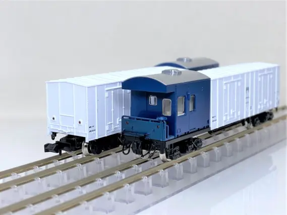 レサ10000系貨車「とびうお・ぎんりん」が入線しました。TOMIX 98723