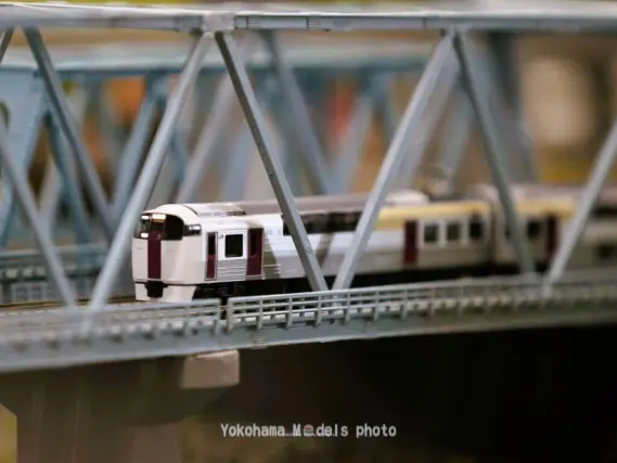 215系（2次車）を弄る。その2 トイレタンク取付 TOMIX 98444 / 98445