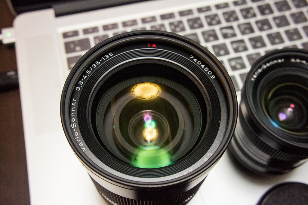 YASHICA-CONTAX Carl Zeiss Vario-Sonnar 35-135mm F3.3-4.5 と 80