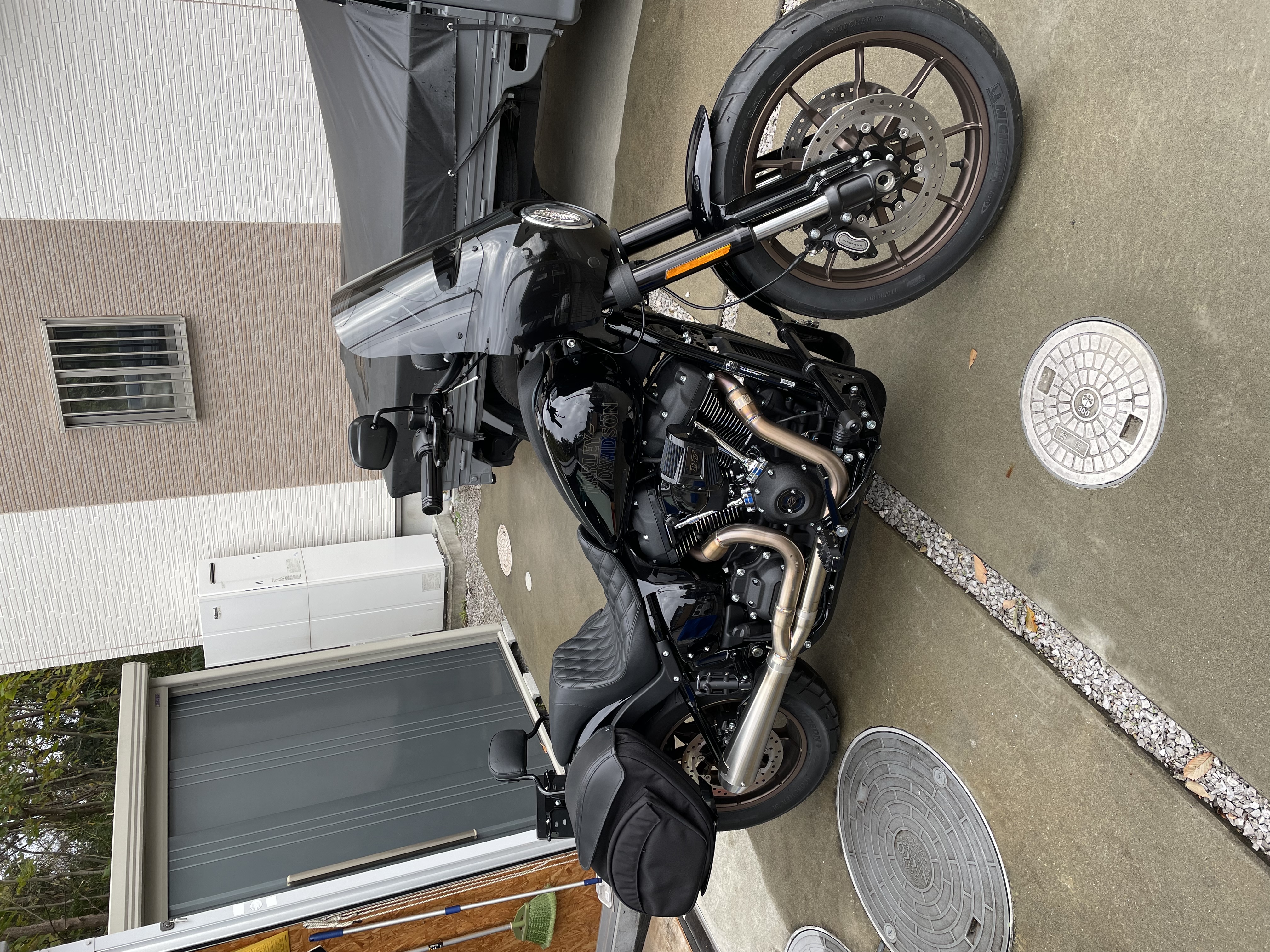 ロードウォリアーフェアリング スポーツスター・ダイナ・ソフテイル用