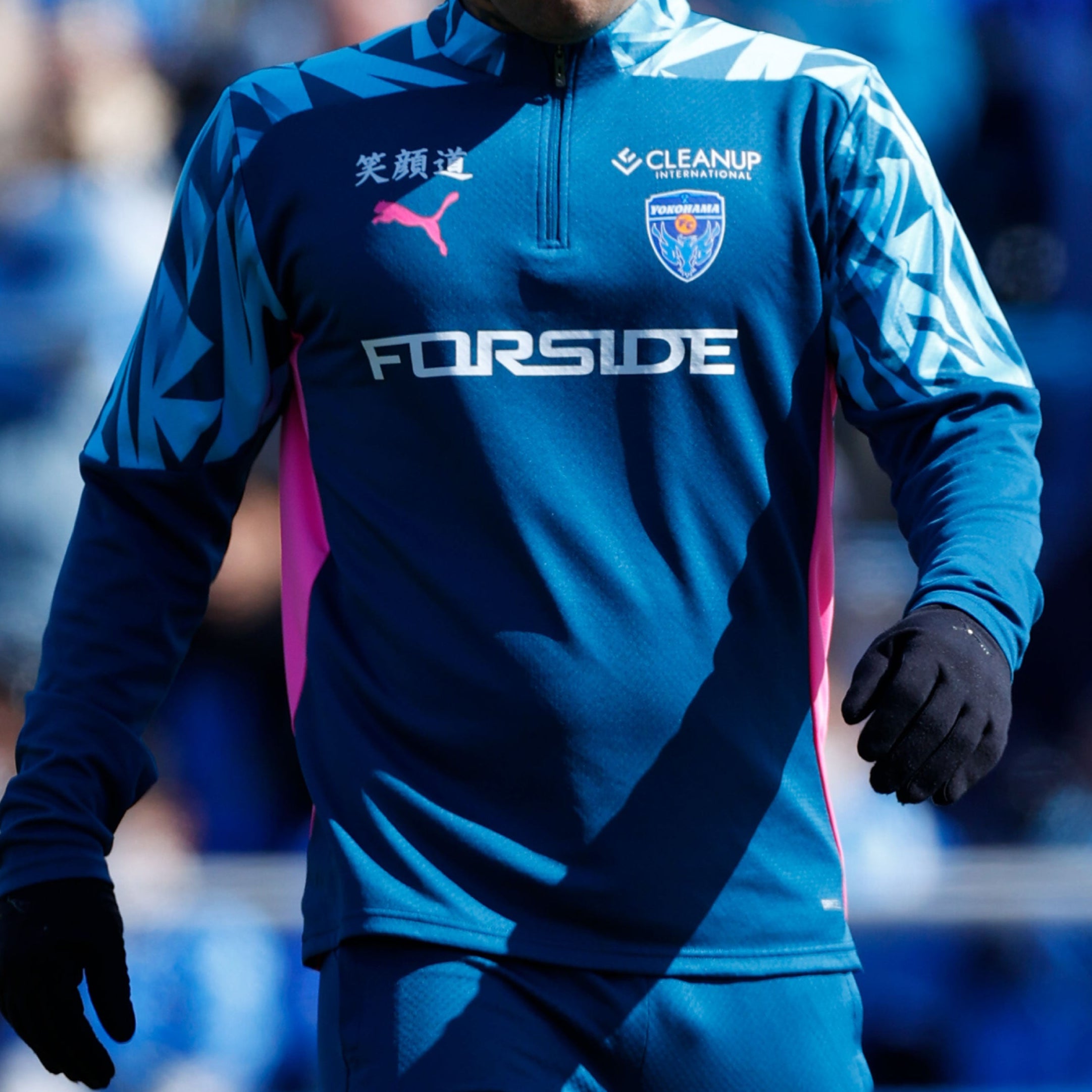 2024公式戦アップ1/4ジップトップ | 横浜FC・公式オンラインストア