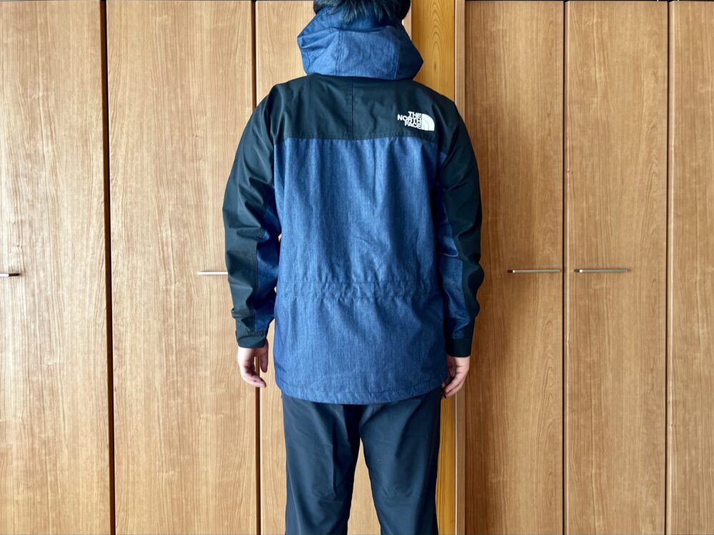 マウンテンライトデニムジャケット」のサイズ感や評価をレビュー