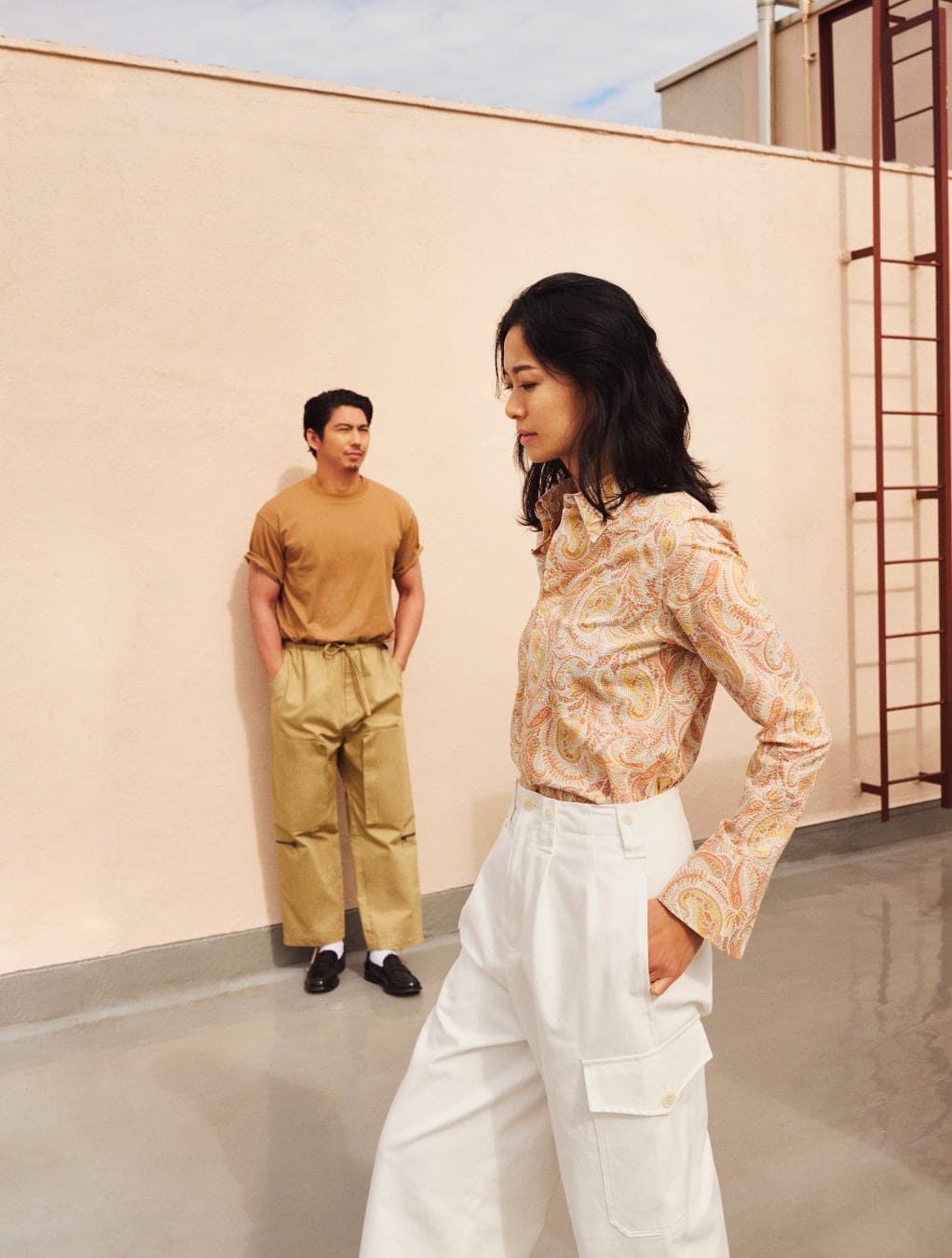 newnow」2025春夏、榮倉奈々＆賀来賢人ふたりのショットも（榮倉奈々