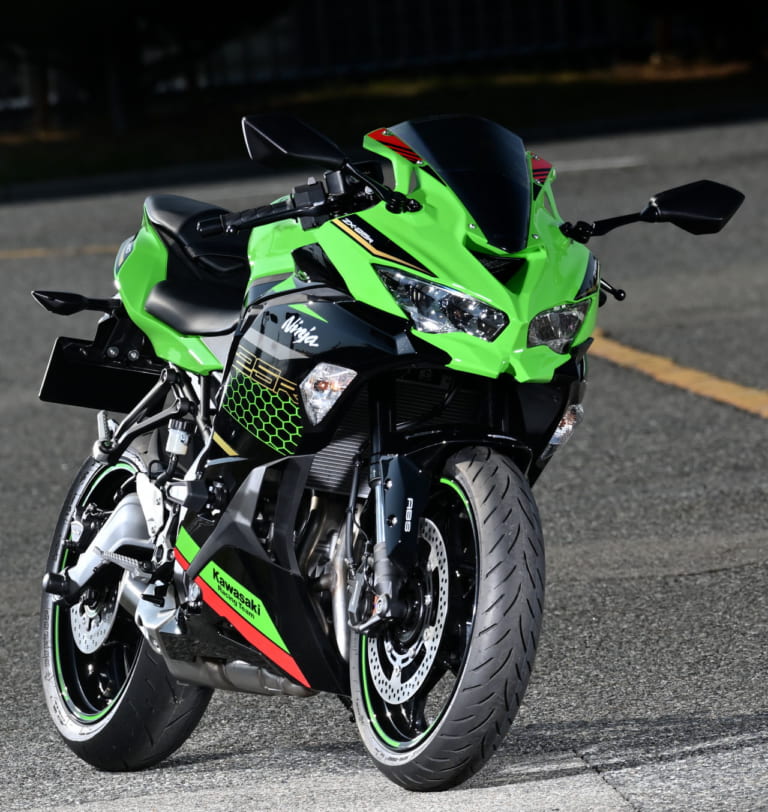 ニンジャZX-25Rの価格はニュージーランドで約111万3000円！ 日本では