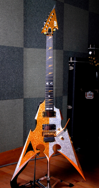 THE ALFEEの最新ライブ機材をレポート: Player Blog