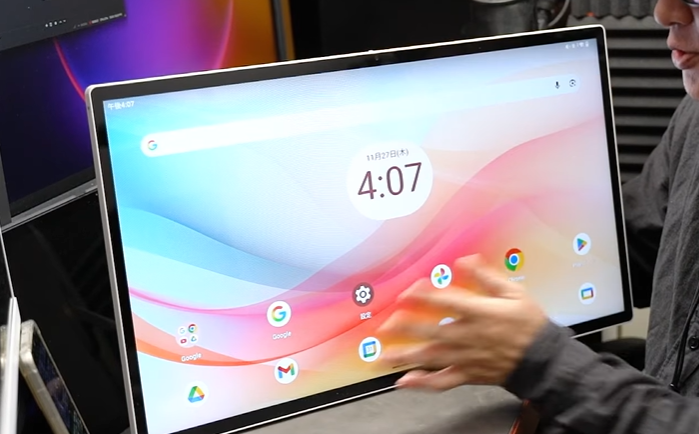 1万円台の『Intehill F13NA』有機ELモバイルモニター13.3インチ | 安く