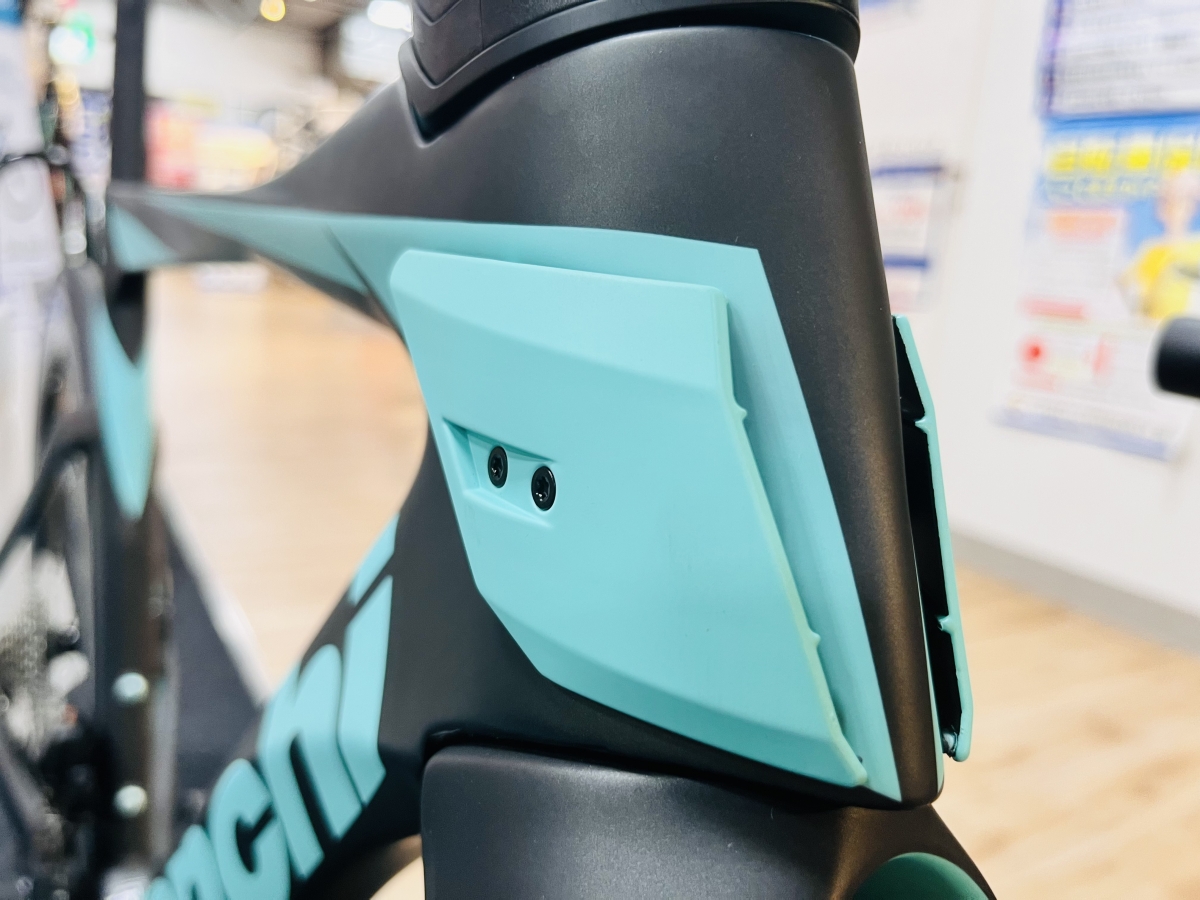 BIANCHI】美しい造形美に酔いしれる…ついにOLTRE PRO ULTEGRA Di2 12S