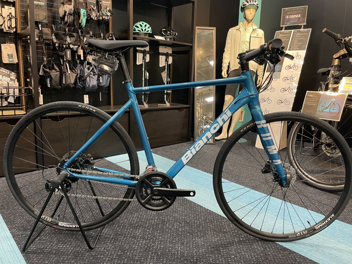 Bianchi】ROMA 3 よりスポーティな油圧ディスククロスバイク | 九州で