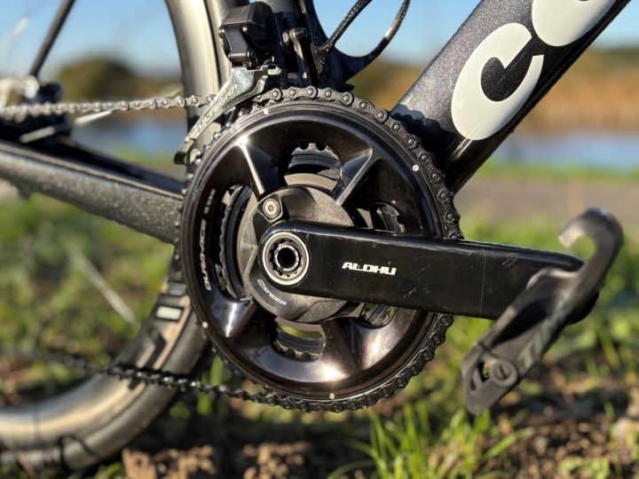ROTOR】摩訶不思議なクランクが人気の165mmで再入荷「ALDHU CARBON