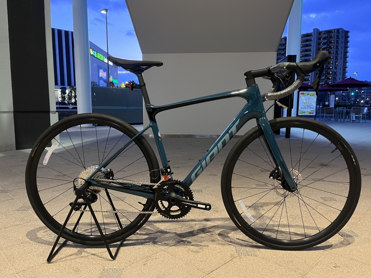 決算セール開催中！】超快適！GIANTのフルカーボンロードが大特価