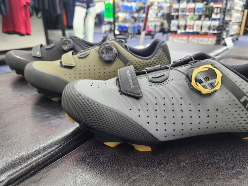 NORTHWAVE】タフで高フィット！更にWIDEサイズもあるSPDシューズで秋を