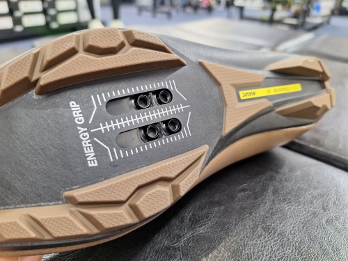 MAVIC】待望のSPDシューズ入荷！COSMIC BOA SPDとCROSSMAX BOA