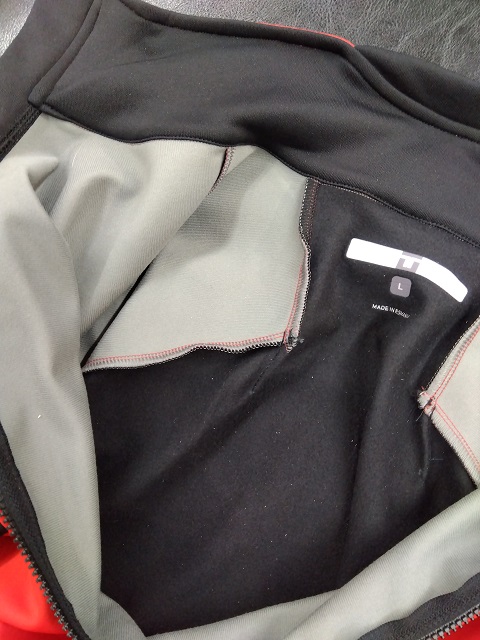 CASTELLI】エントリーモデルながら高い完成度が魅力。今期にぴったり暑