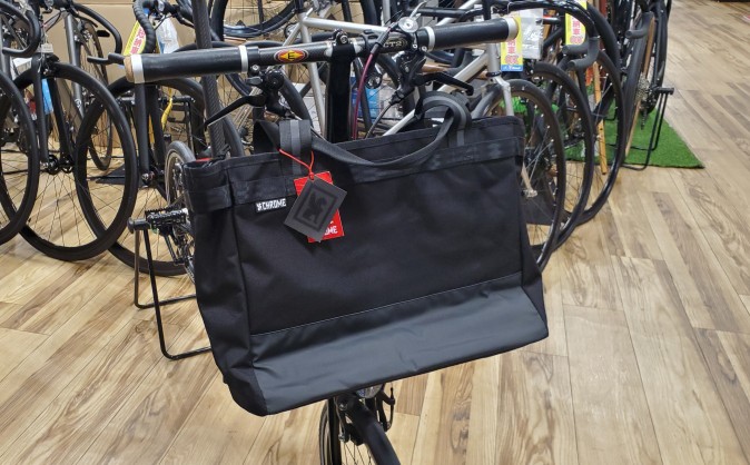 CHROME】売れてます！BROMPTONのフロントバッグとしても使える4WAY