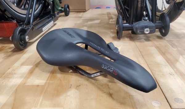 REPENTE】クロモリレースサドルで185gという超軽量なNJS認定サドル