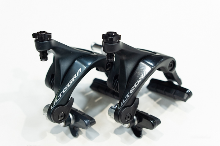 ｽﾀｯﾌｲﾝﾌﾟﾚ】ブレーキキャリパー、ちょっとこだわってみませんか？激変