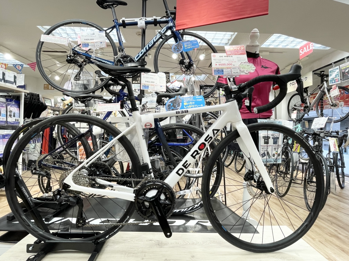 初めてのカーボンロードにするなら電動コンポーネント搭載の完成車が