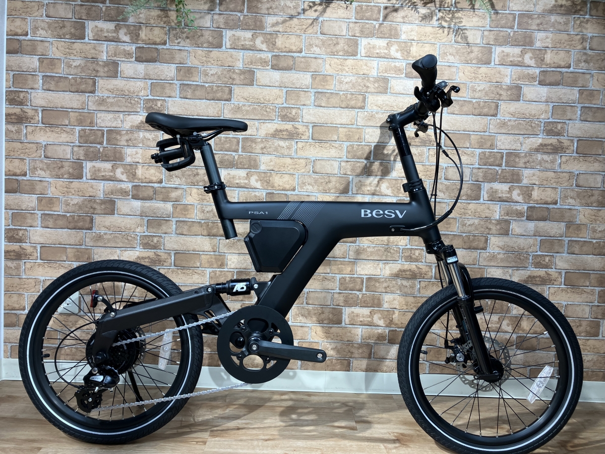 BESV】旧カラーのため値下げになりました！COOLなマットブラックドット