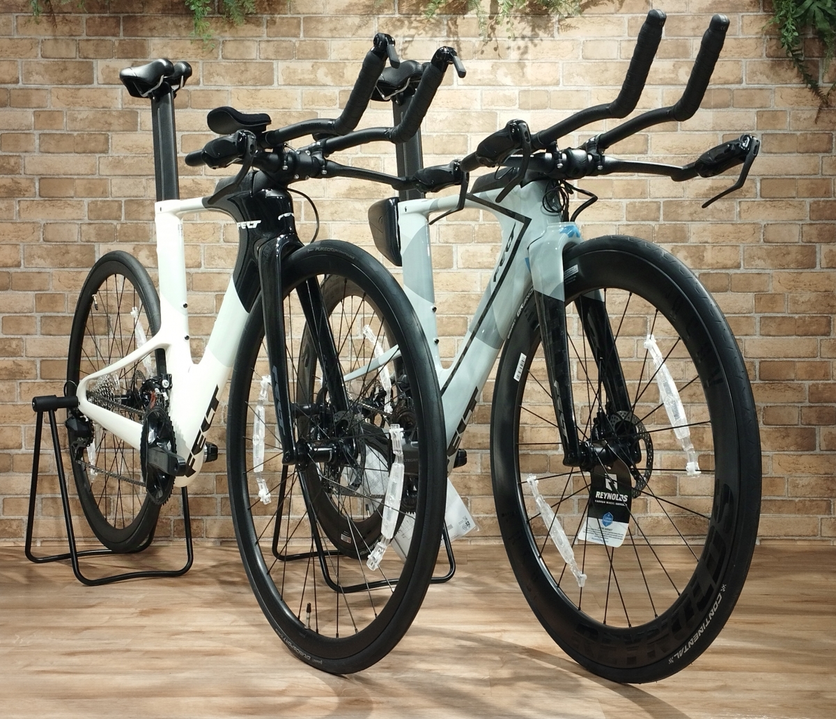 新春】フェルト新型のエントリートライアスロンバイクがまさかの価格に