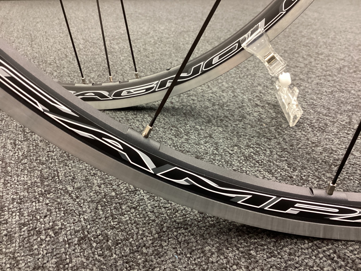 リムブレーキ用 ZONDA あります！！【campagnolo】 | 東海地区で自転車