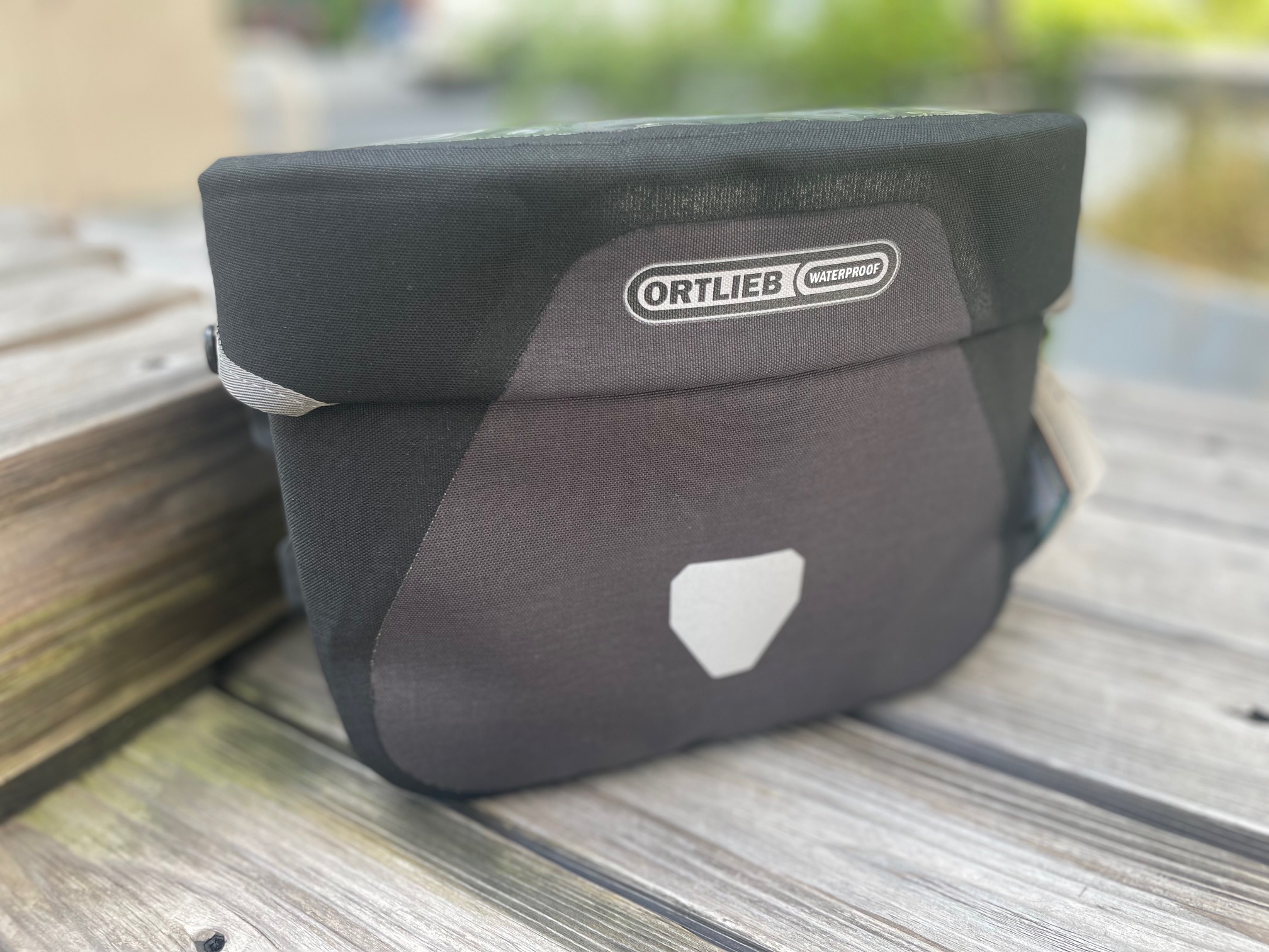 これからの雨の季節にも！着脱簡単なフロントバッグ【ORTLIEB