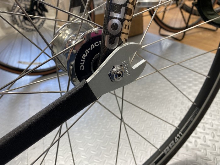 ピストユーザー必見！！高トルクにも使える便利な工具が入荷しました