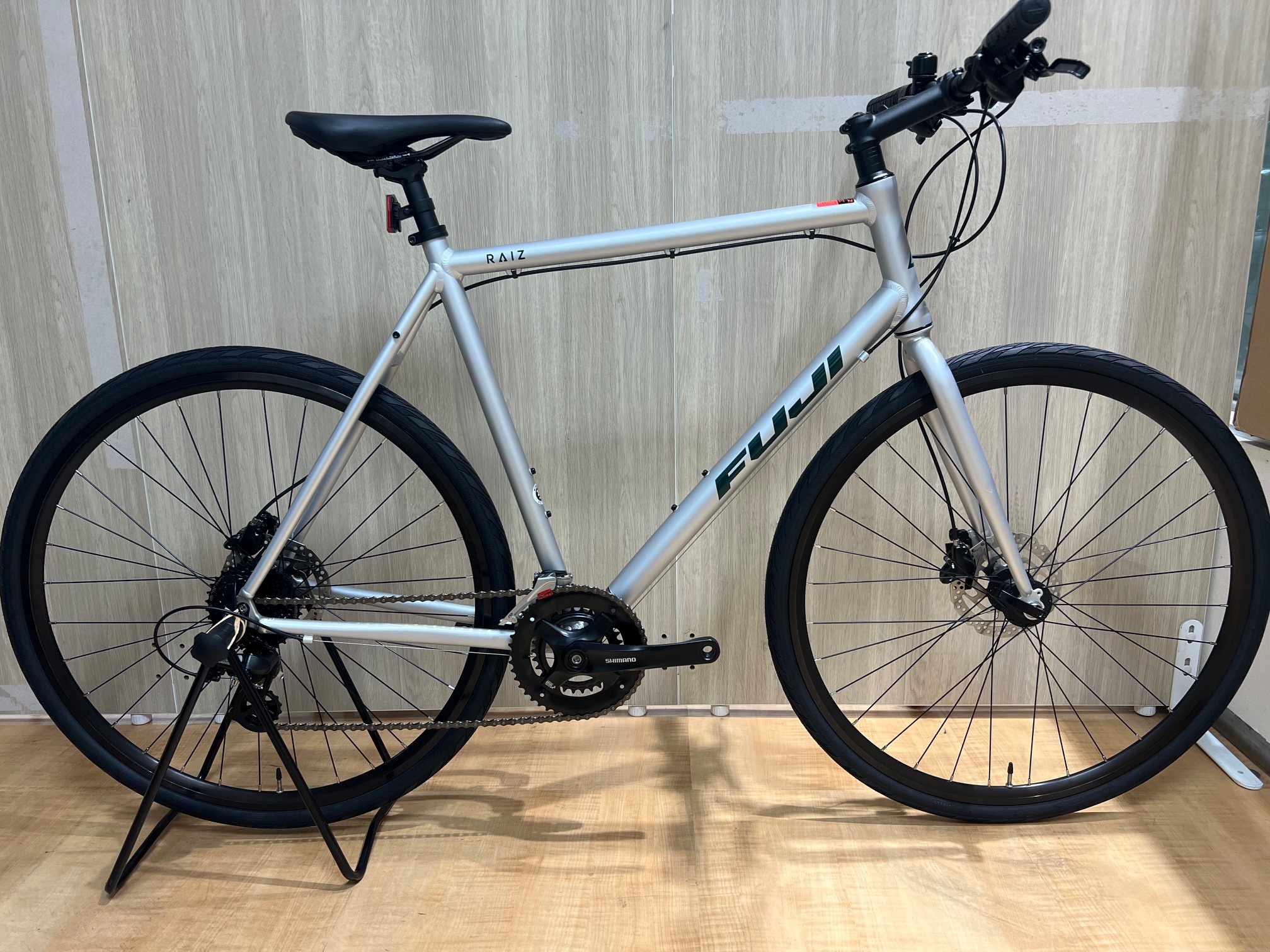 ライザーハンドルバーで軽快なポジションを【FUJI】 | 名古屋で自転車