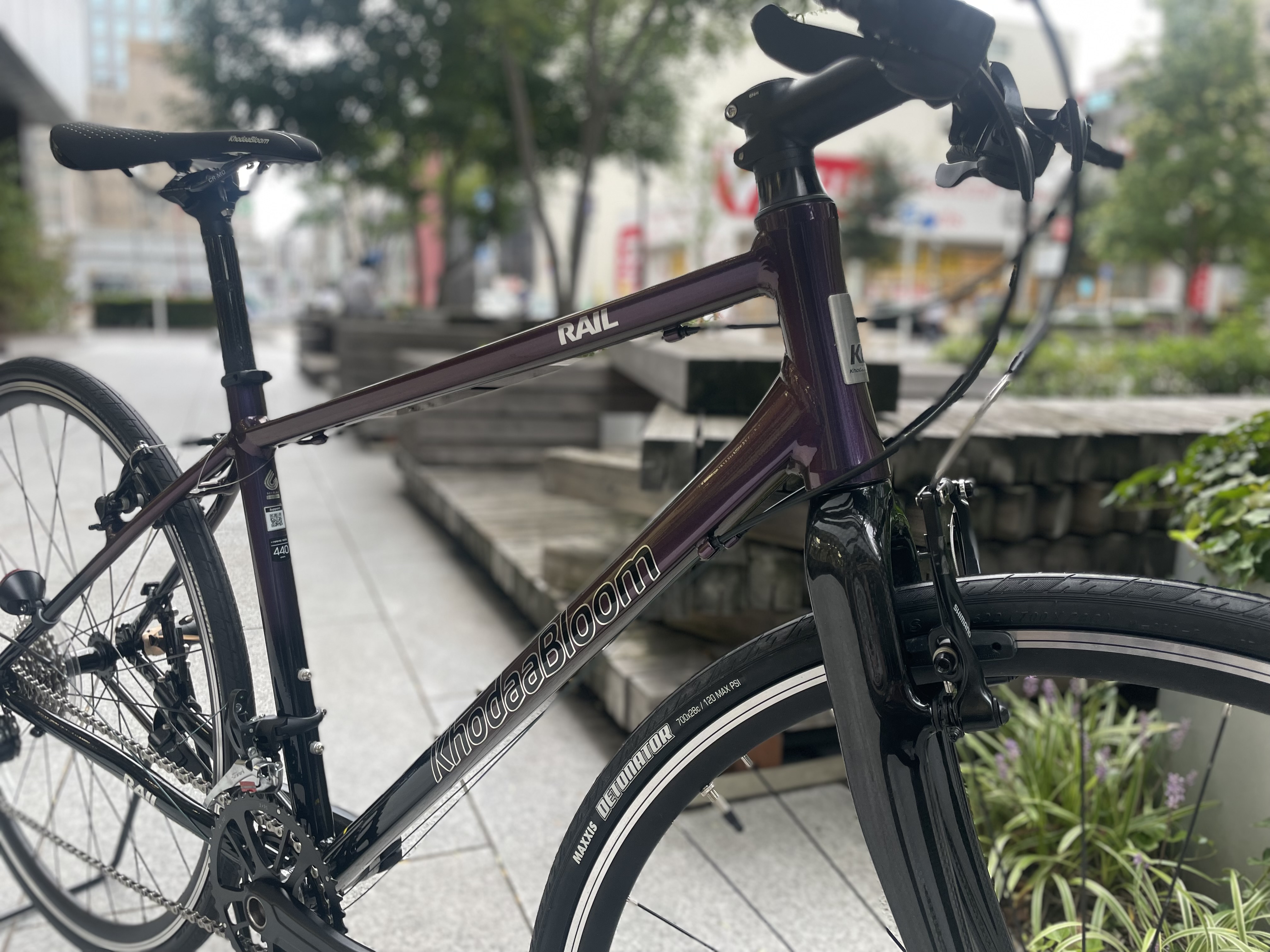 超軽量級の8.7kg！ロードバイク並みの性能と軽さを併せ持つ