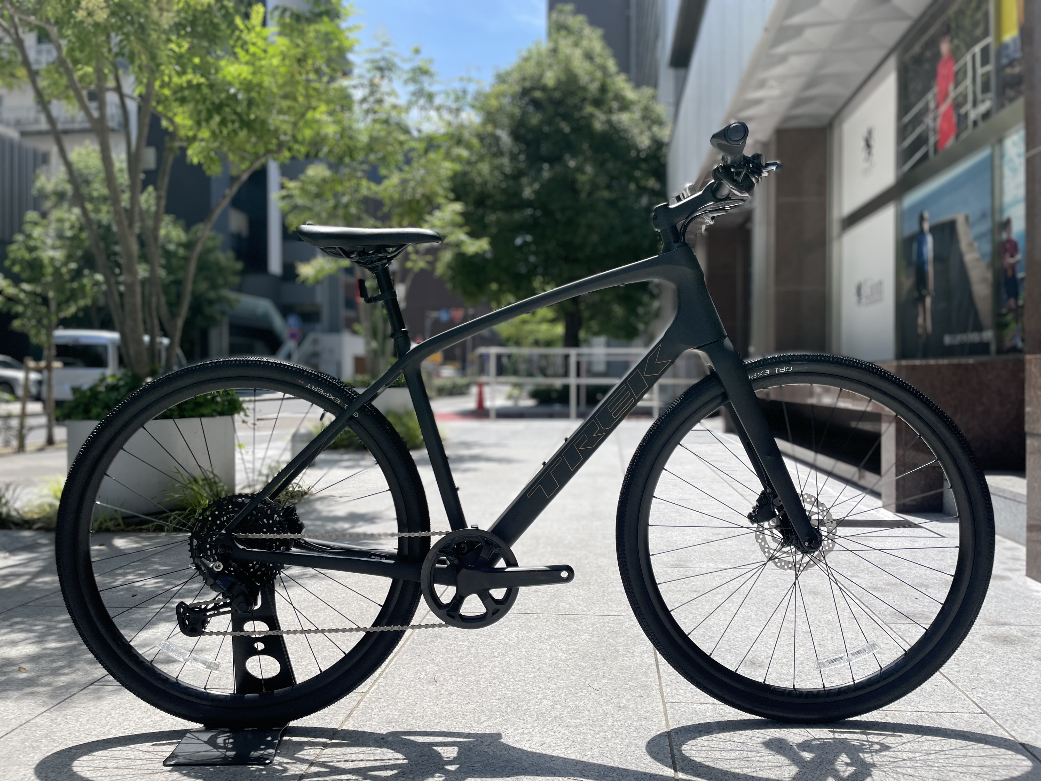 FXシリーズ最上級グレードが入荷！グラベルも街乗りも両立できる高級