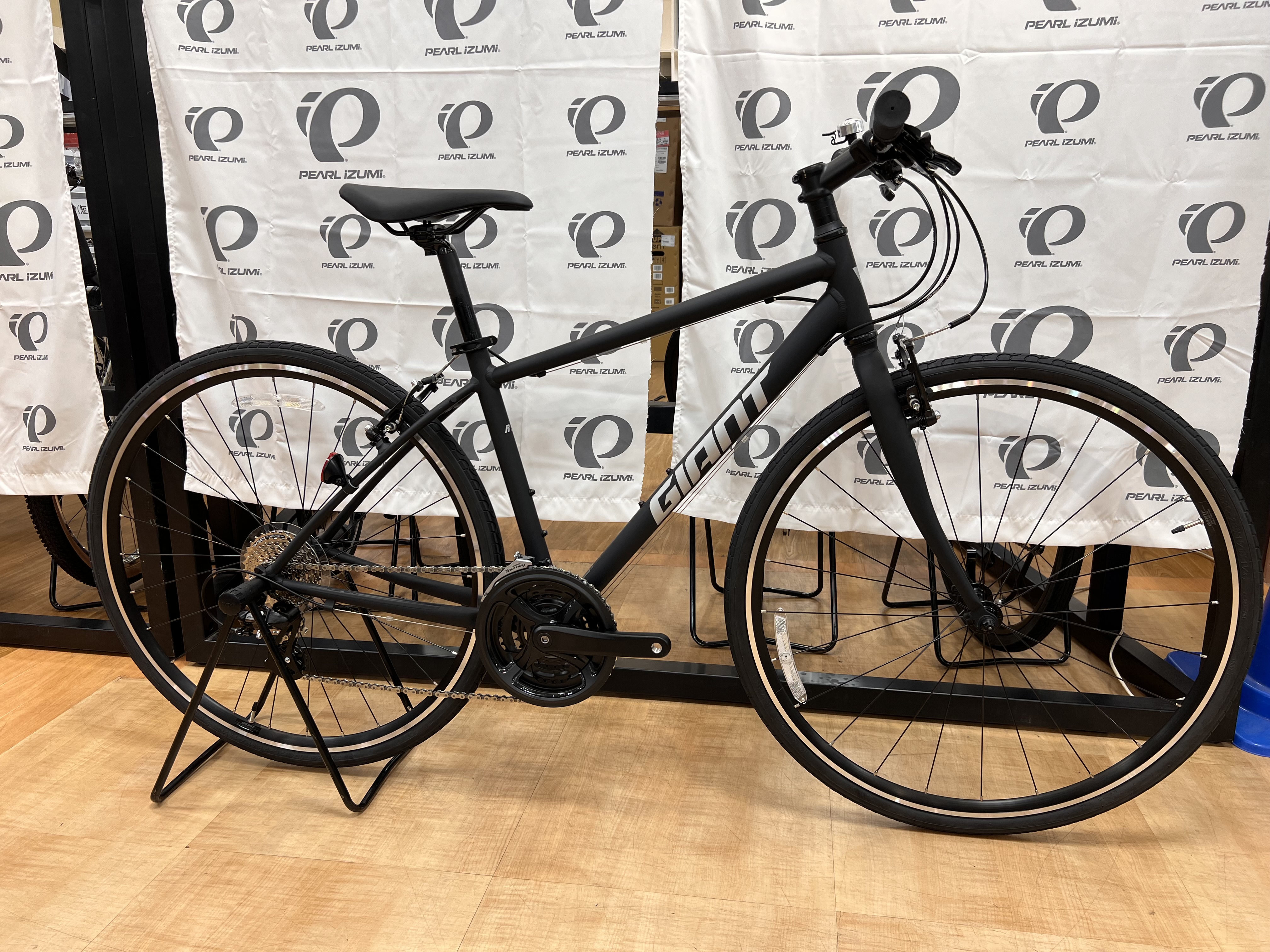 2025年モデルのESCAPE R3が激熱!?【GIANT】 | 名古屋で自転車をお探し