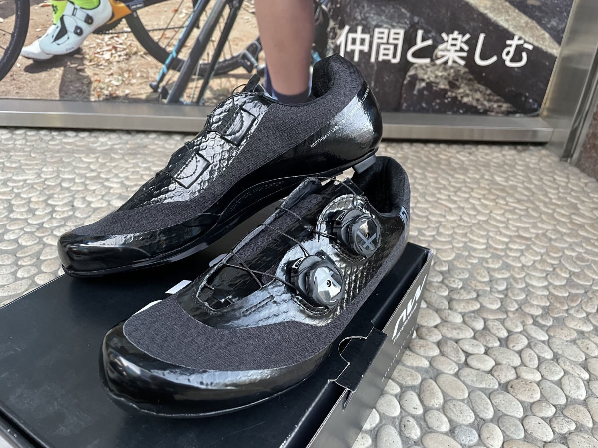 買い逃すと後悔する！？快適性抜群の人気シューズがマイナーチェンジで