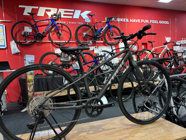 BLACK FRIDAY】高性能なクロスバイクTREK FX3がお買い得価格に