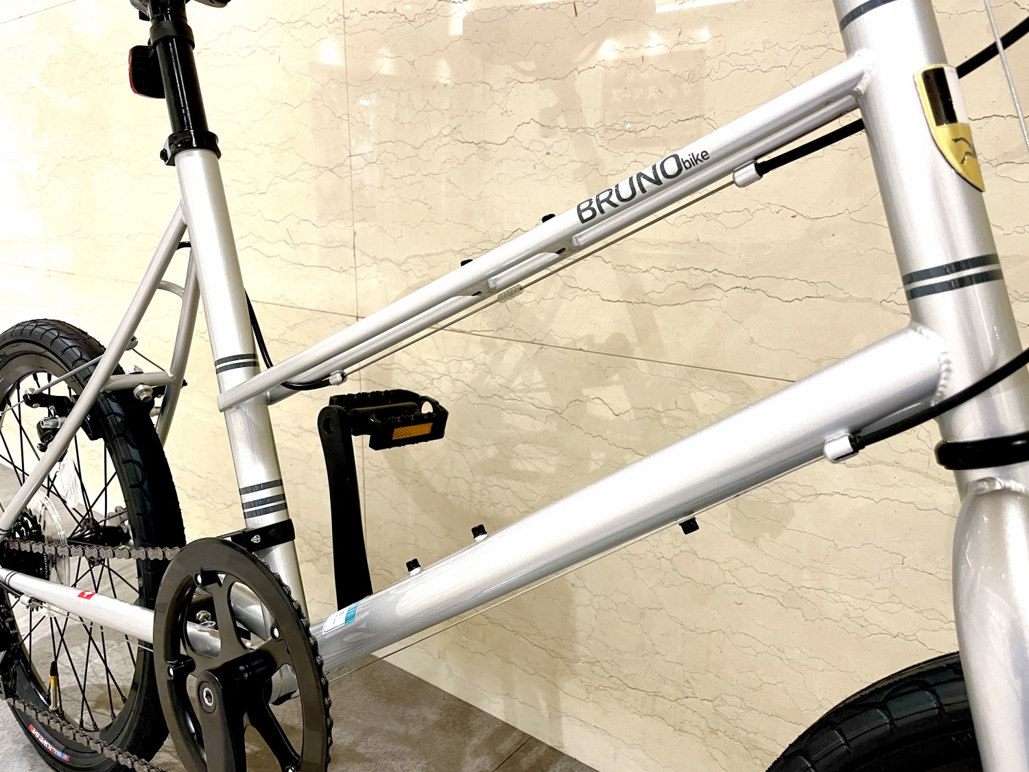 BRUNO】小柄な女性にも乗りやすい！街乗りミニベロ | 新宿で自転車をお