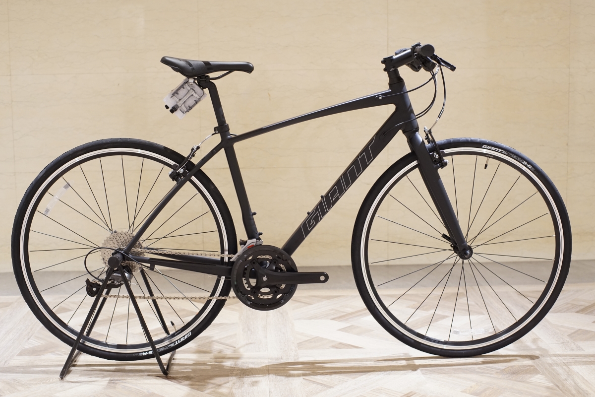 GIANT】2023年モデル、格好良いカラー入荷しています！ | 新宿で自転車