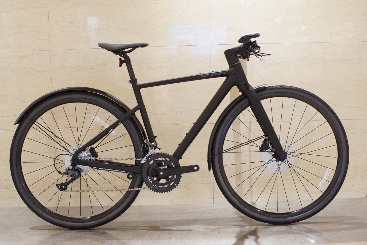 SCOTT】いつでもどこでも走れる全天候型シティフラットバーロード