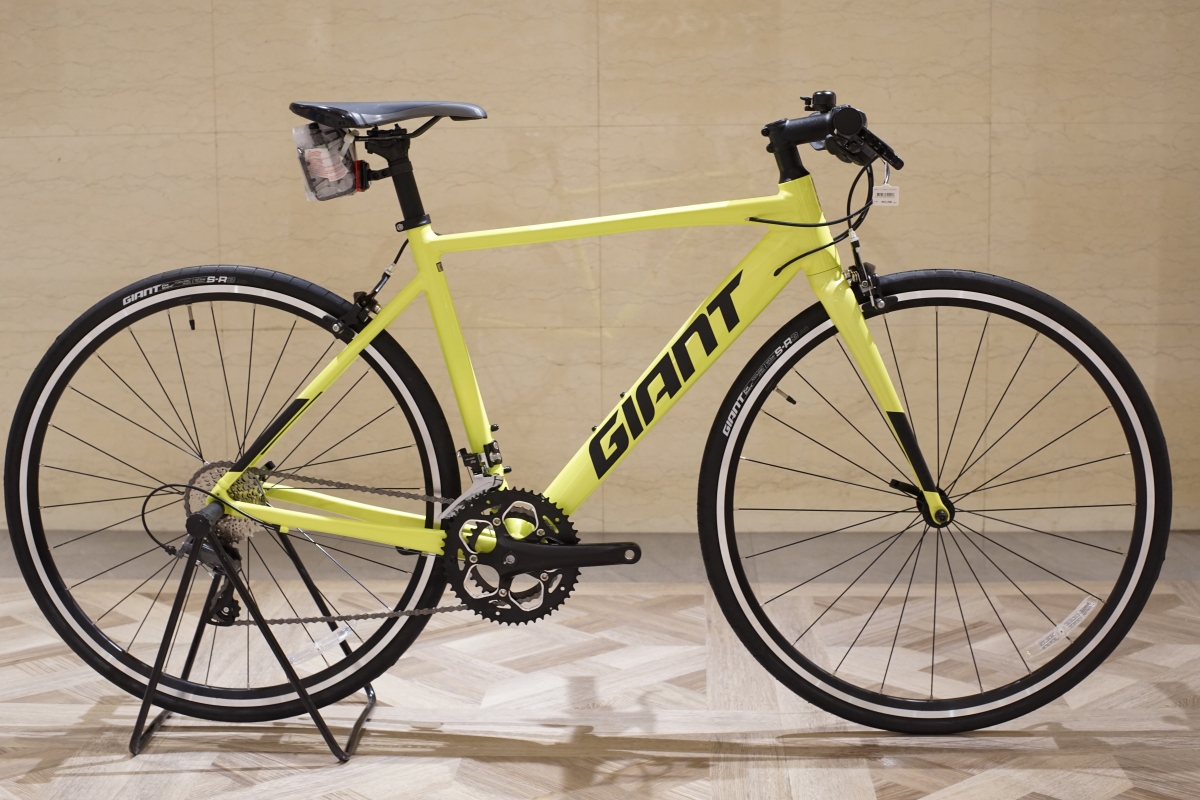 GIANT】在庫限り、街中最速フラットバーロード FORMA | 新宿で自転車を