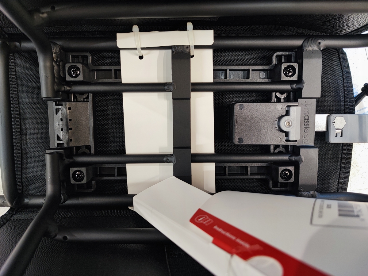 GIANT】便利なパニアバッグが入荷しましたよ！ | 新宿で自転車をお探し