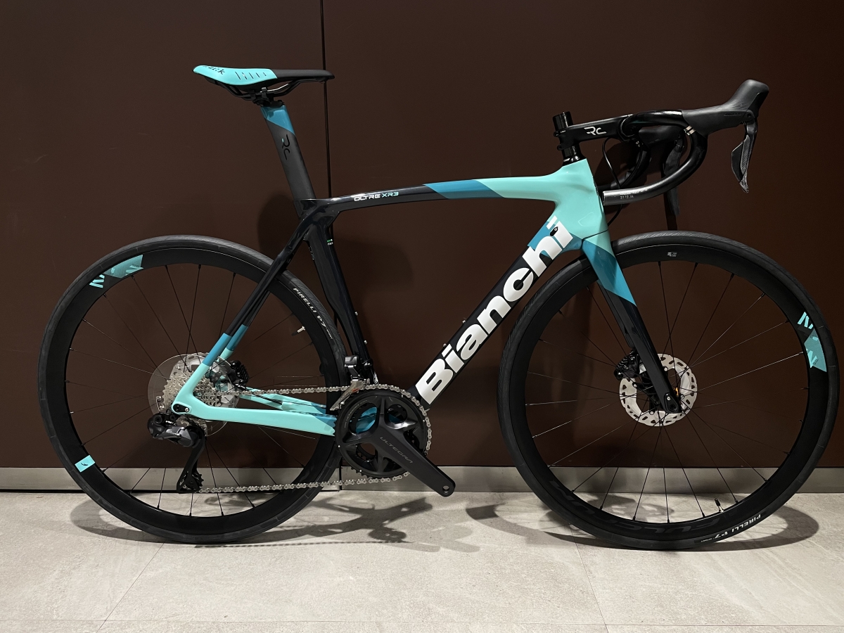Bianchi OLTRE XR3追加で50サイズが入荷いたしました。 | 新宿で