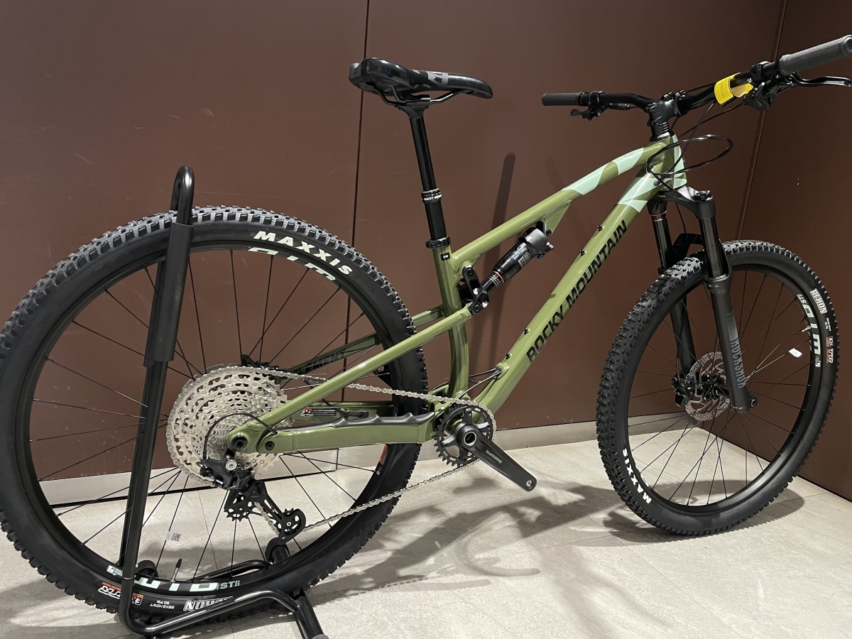 ROCKY MOUNTAIN】入荷しました！めちゃくちゃイケてるフルサスXCマシン