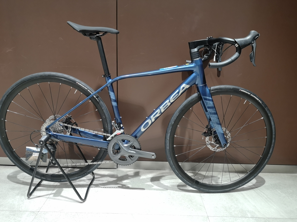 ORBEA】快適性の高いアルミエンデュランス、AVANTの最新カラーをご紹介