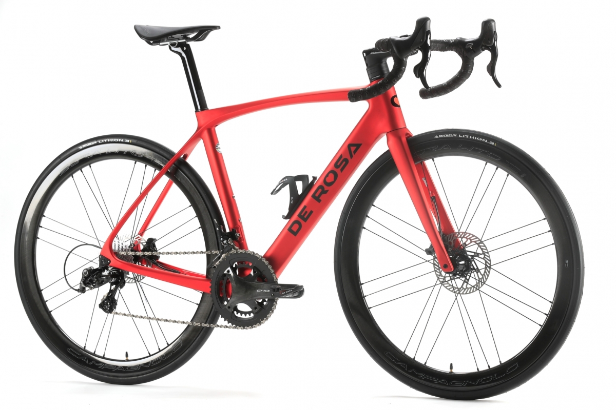 DE ROSA】日本限定仕様で注文できます【IDOL】 | 新宿でスポーツ