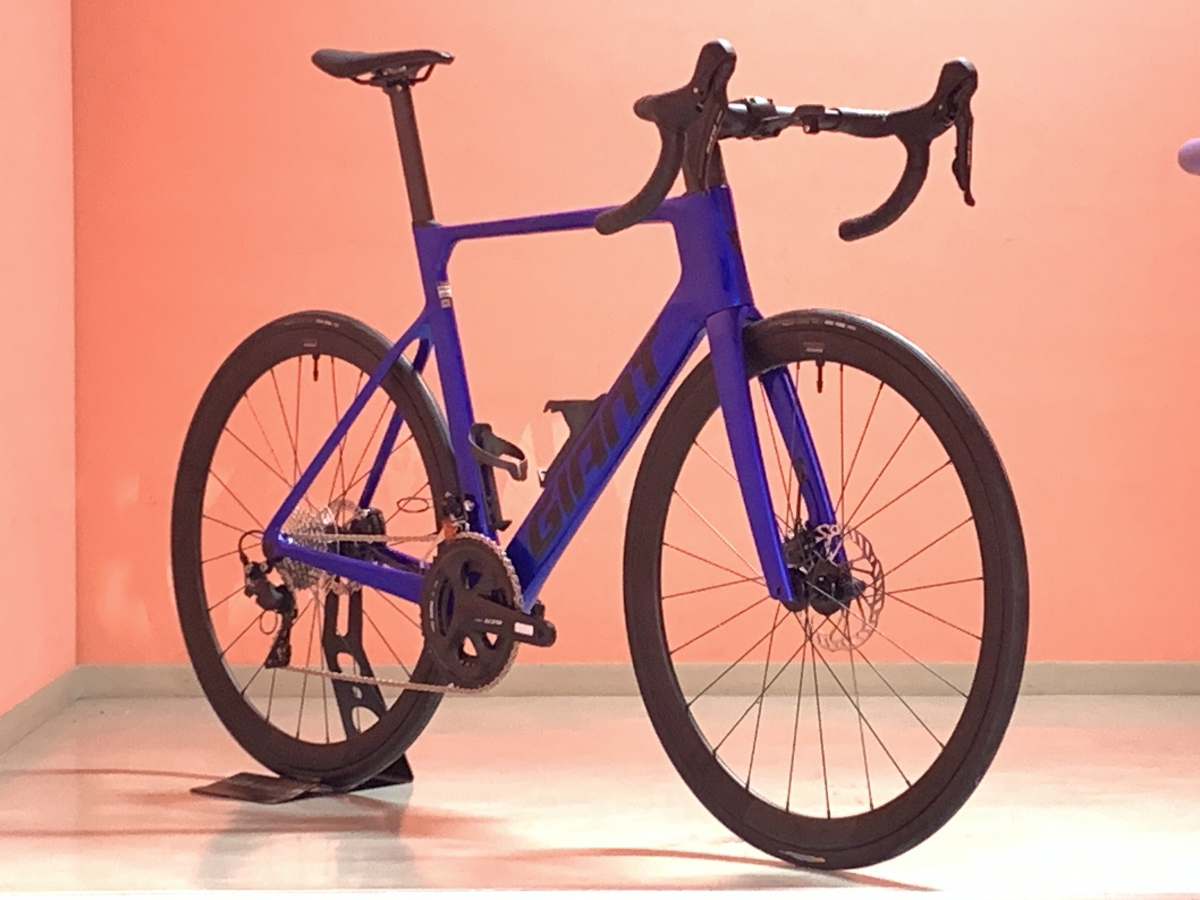 GIANT】軽量エアロに変貌を遂げた、23年プロペル（サイズML）が超特価