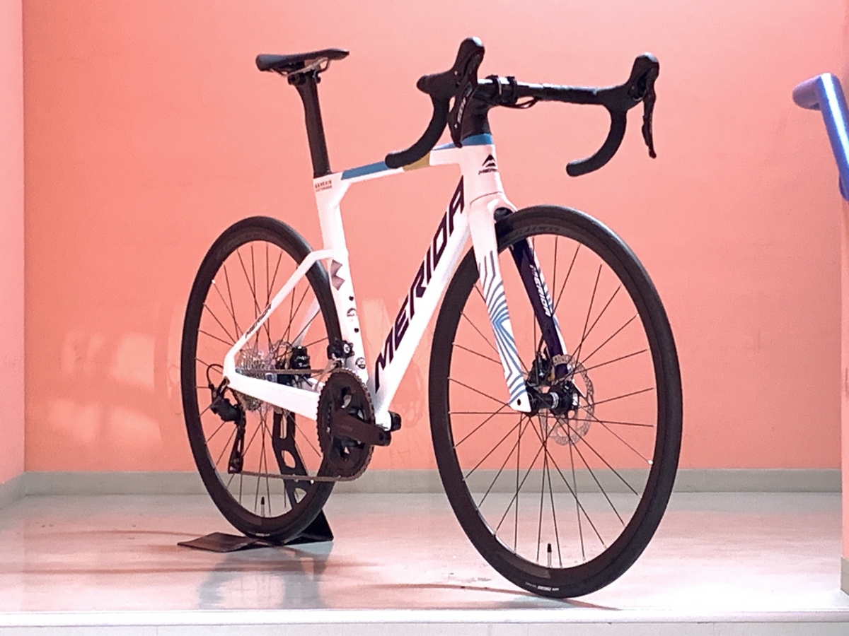 MERIDA】これで40万。。。！相も変らぬ驚愕コスパ！軽量エアロの先駆者