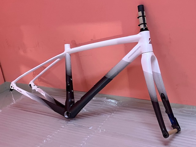 ANCHOR】小柄な方必見‼︎アンカーのカーボンフレームが超特価です