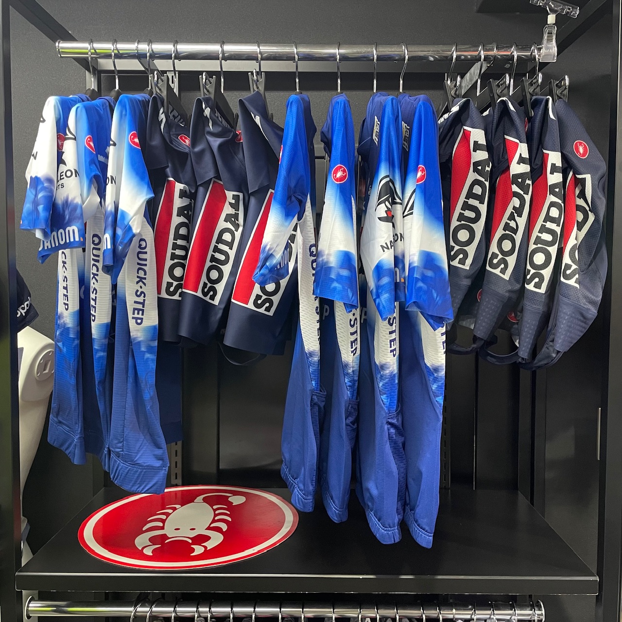 CASTELLI】SOUDAL QUICK-STEP チームキットありますっ | サイクル